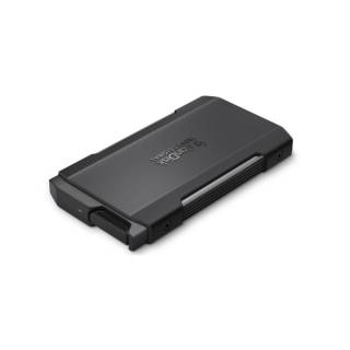 SanDisk Professional Pro-Blade Transport 2TB with SanDisk Extreme Pro SDXC UHS-IL 64GB